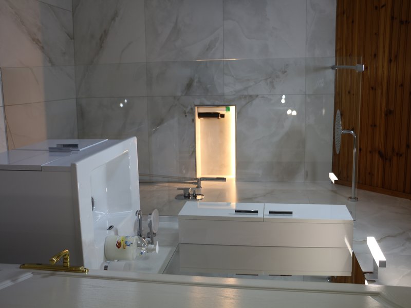 Double Room with Balcony 2